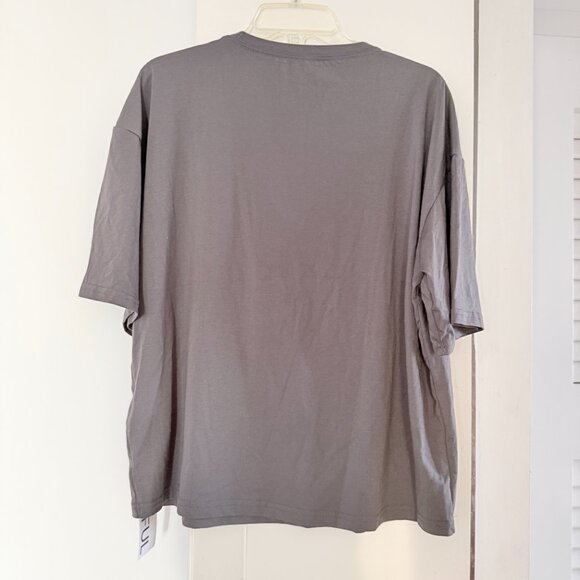 FLORAL ABSTRACT t shirt size L NWT - Picture 4 of 6